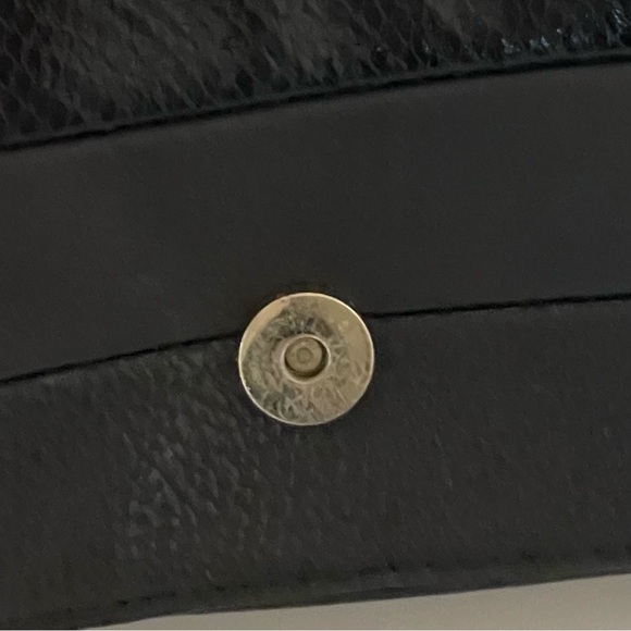 Steve Madden Black Faux Leather Shoulder Bag with Gold Accents - Picture 9 of 11